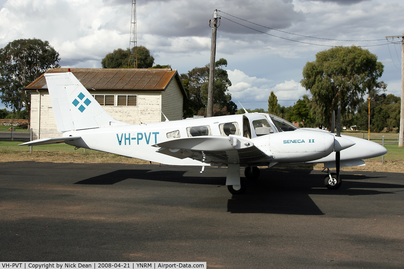 VH-PVT, 1978 Piper PA-34-200T C/N 34-7870348, /