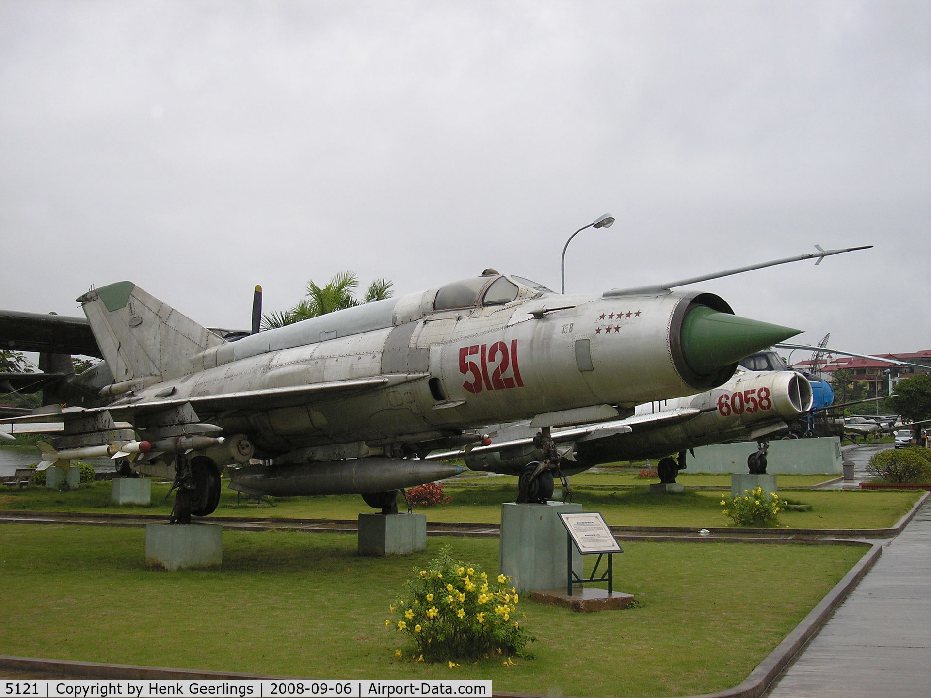 5121, Mikoyan-Gurevich MiG-21MF C/N V1021, Hanoi Air Force Museum