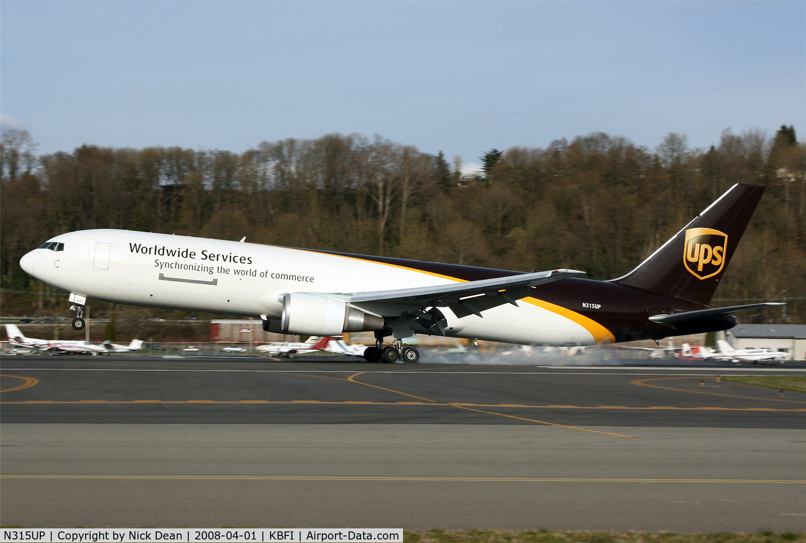 N315UP, 1996 Boeing 767-34AF C/N 27743, /