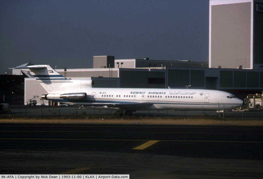 9K-AFA, 1980 Boeing 727-269 C/N 22359, Terrible photo by my standards shot from an aircraft window