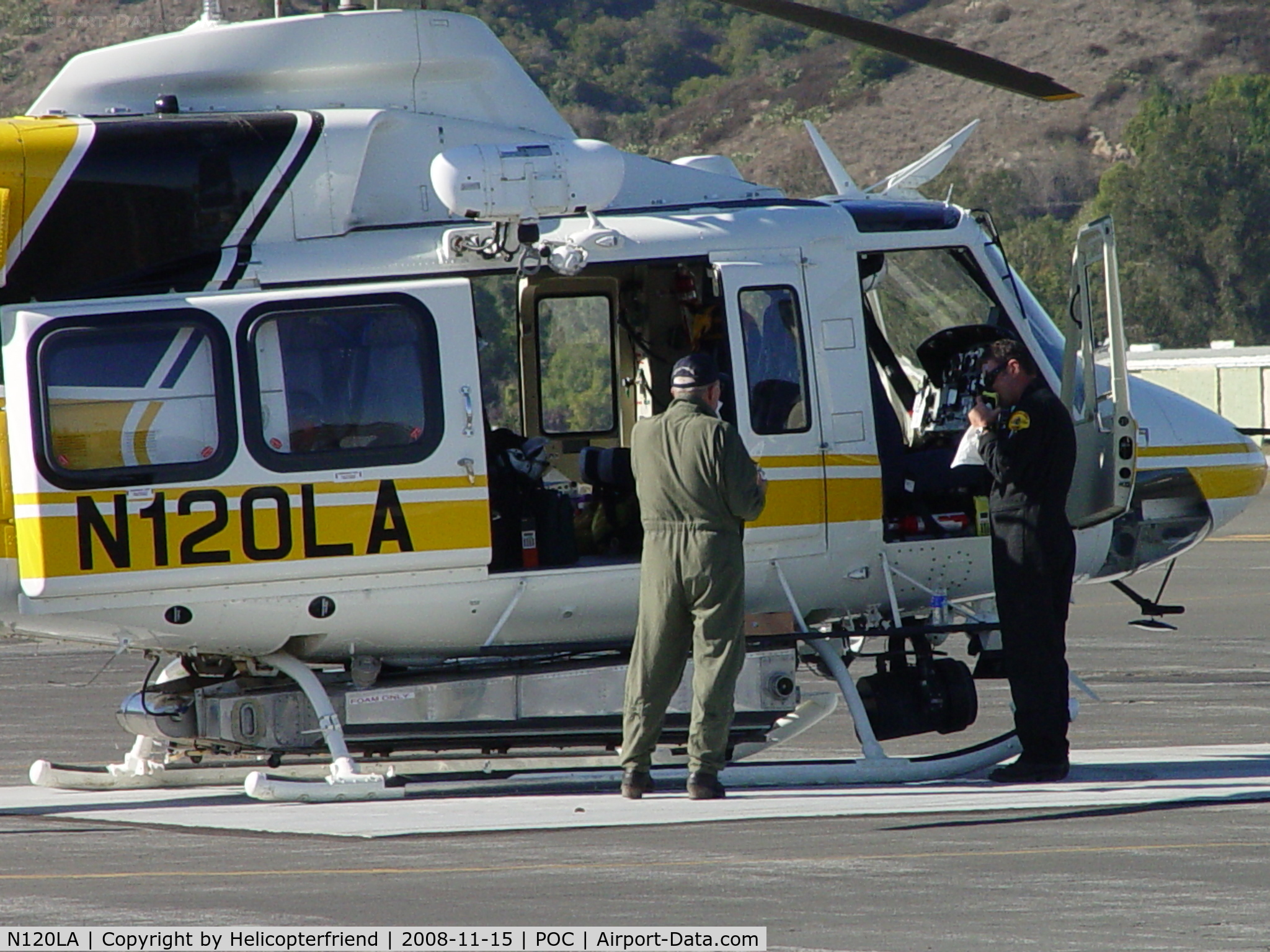 N120LA, 2007 Bell 412EP C/N 36455, Fueling pilots for fire fighting flights