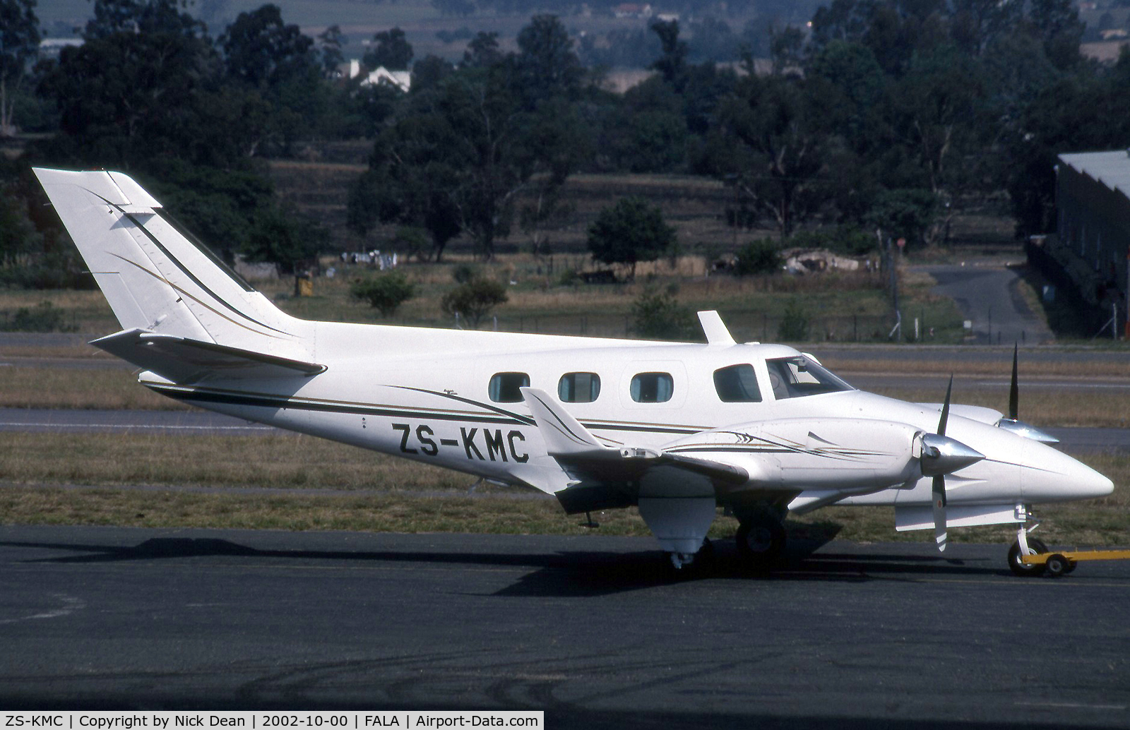 ZS-KMC, 1974 Beech B-60 Duke C/N P-286, Lanseria a great drome and going down there on Saturday again for 10 days