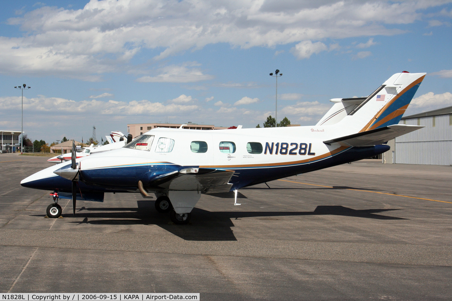 N1828L, 1976 Beech B-60 Duke C/N P-385, Has winglets installed now
