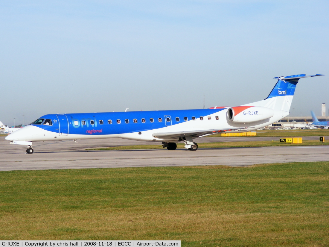 G-RJXE, 2000 Embraer EMB-145EP (ERJ-145EP) C/N 145245, BMI Regional