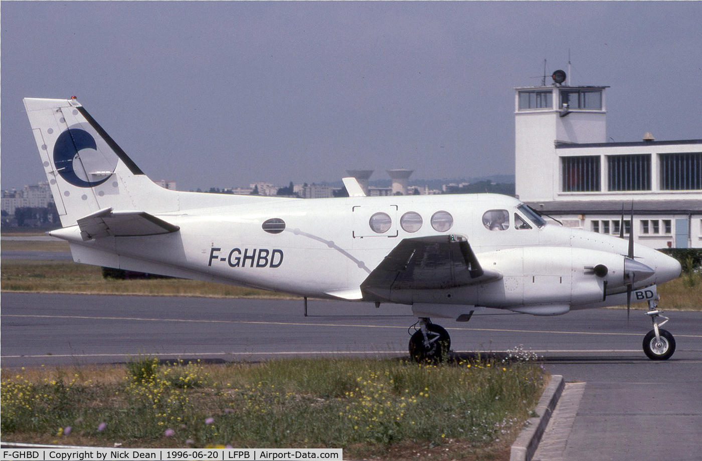 F-GHBD, 1972 Beech C90 King Air C/N LJ-545, Obviously a King Air taxying in France