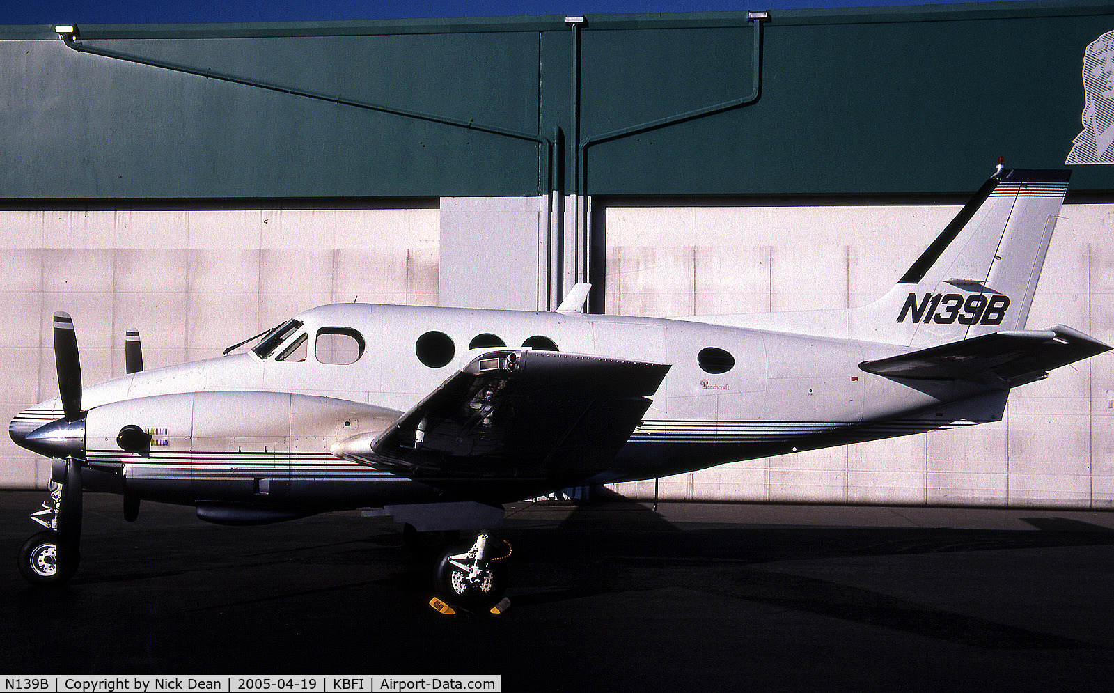 N139B, 1972 Beech C90 King Air C/N LJ-563, This is a King Air in Seattle