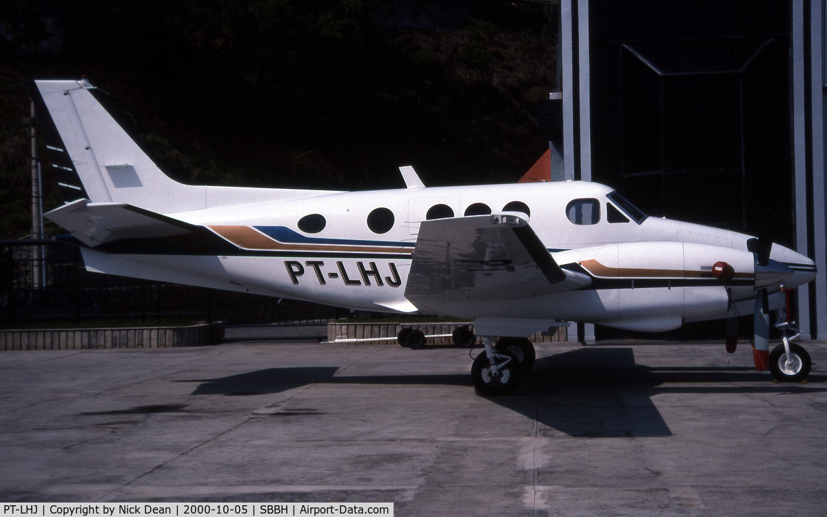 PT-LHJ, 1982 Beech C90 King Air C/N LJ-1010, /