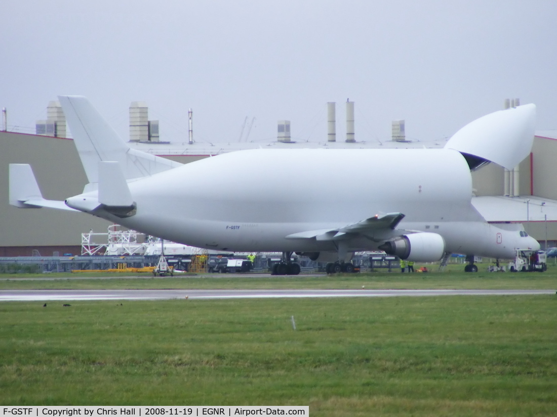 F-GSTF, 2000 Airbus A300B4-608ST Super Transporter C/N 796, preparing to load at Hawarden