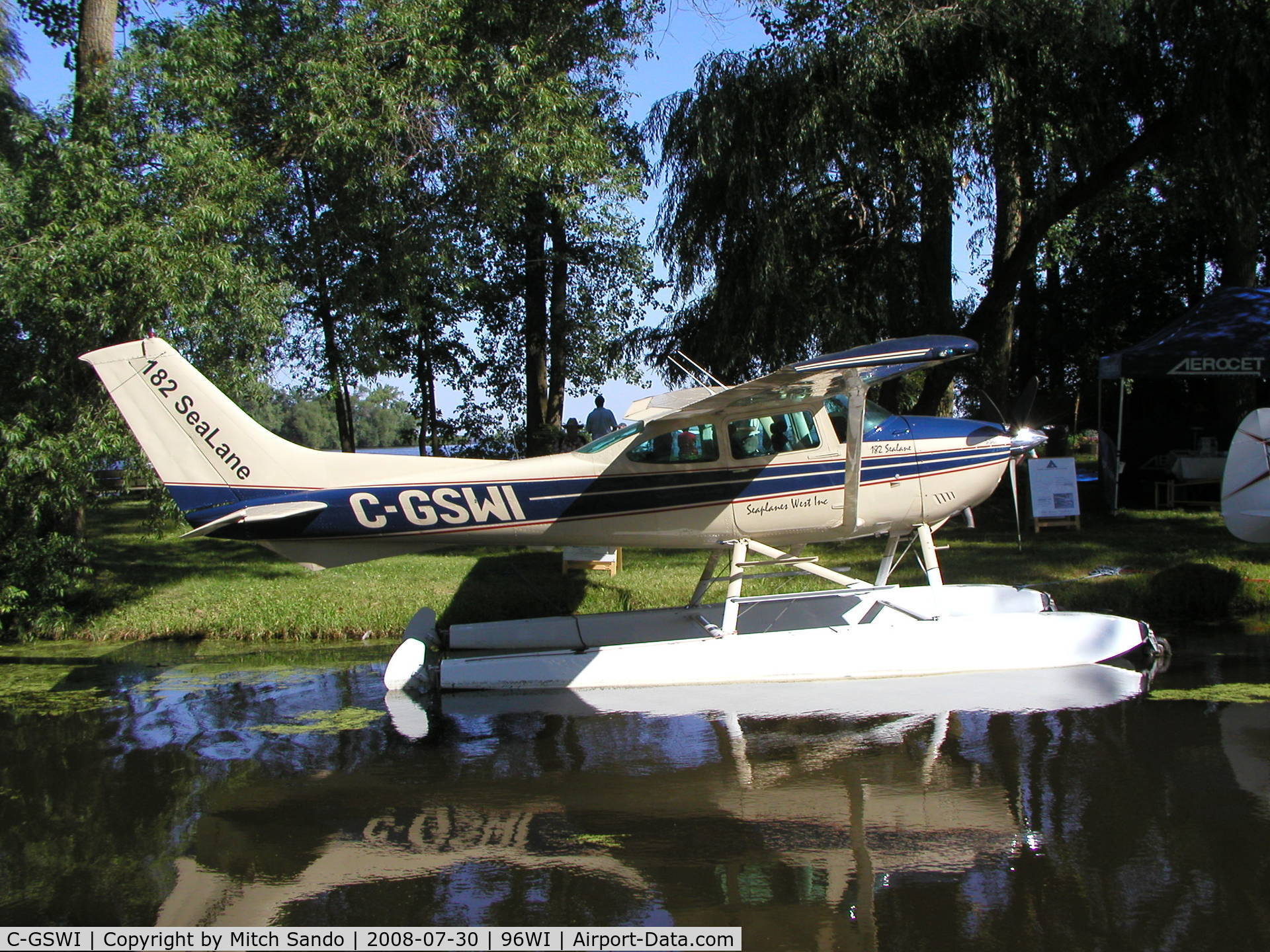 C-GSWI, 1976 Cessna 182P Skylane C/N 18264982, EAA AirVenture 2008.