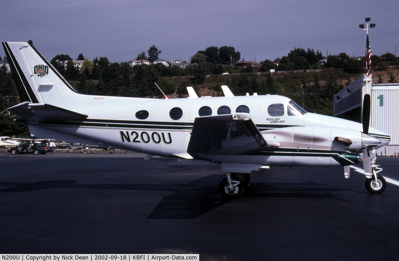 N200U, 1995 Raytheon Aircraft Company C90A C/N LJ1389, /