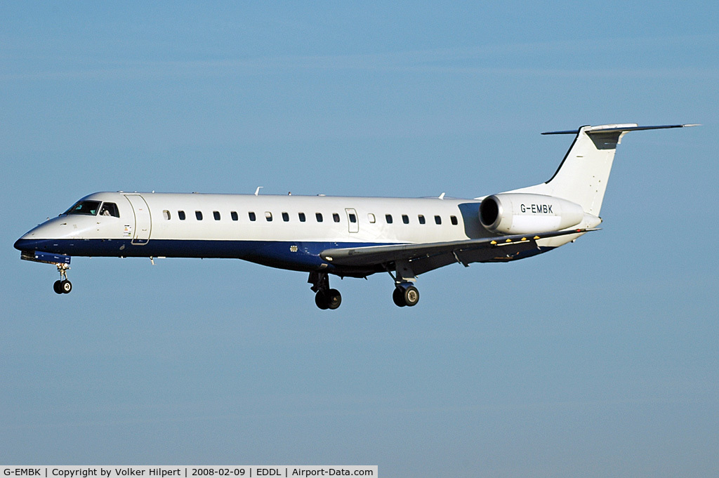 G-EMBK, 1999 Embraer EMB-145EU (ERJ-145EU) C/N 145167, new colours