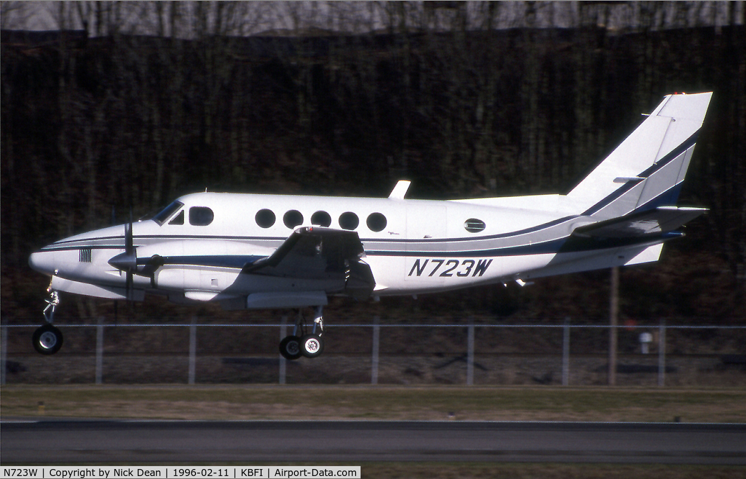 N723W, 1975 Beech A100 King Air C/N B-225, /