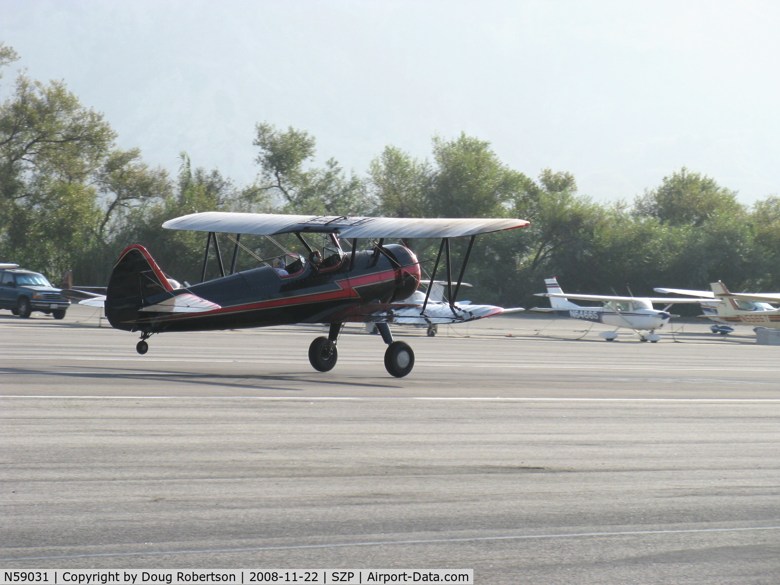 N59031, 1941 Boeing A75N1(PT17) C/N 75-3808, 1941 Boeing Stearman A75N1 (PT-17), Continental W670 220 Hp, takeoff roll Rwy 22