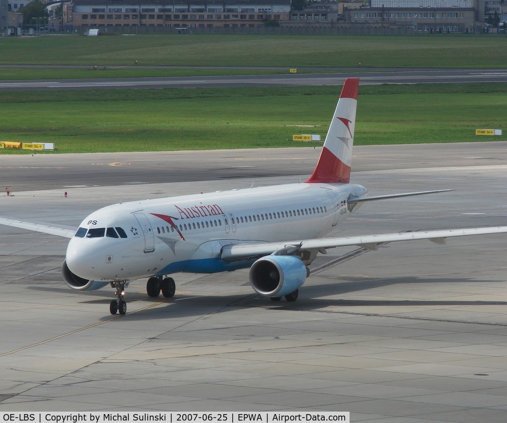 OE-LBS, 2000 Airbus A320-214 C/N 1189, A320 Austrian is unusual visitor at EPWA.