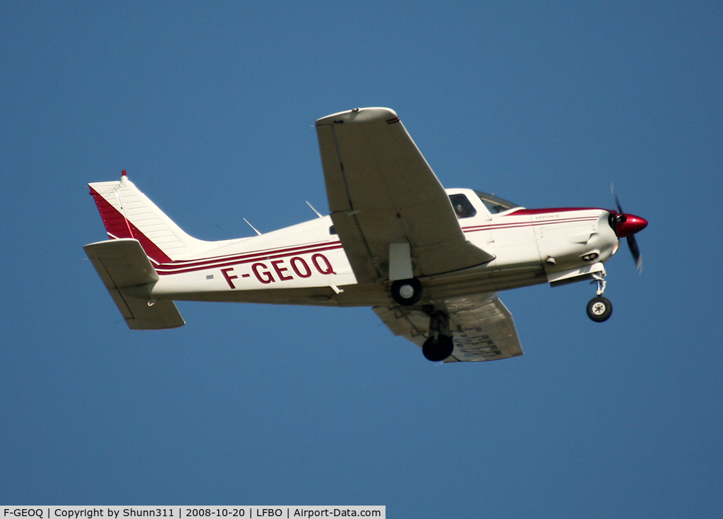 F-GEOQ, 1978 Piper PA-28R-201 Cherokee Arrow III C/N 28R-7837214, Go around over rwy 14R...