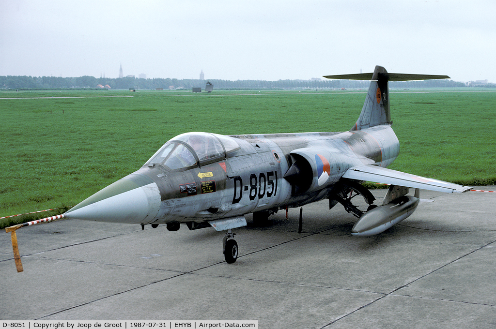 D-8051, Lockheed F-104G Starfighter C/N 683-8051, After closure of Ypenburg the base has been transformed to a residential area. And the Starfighter has gone...