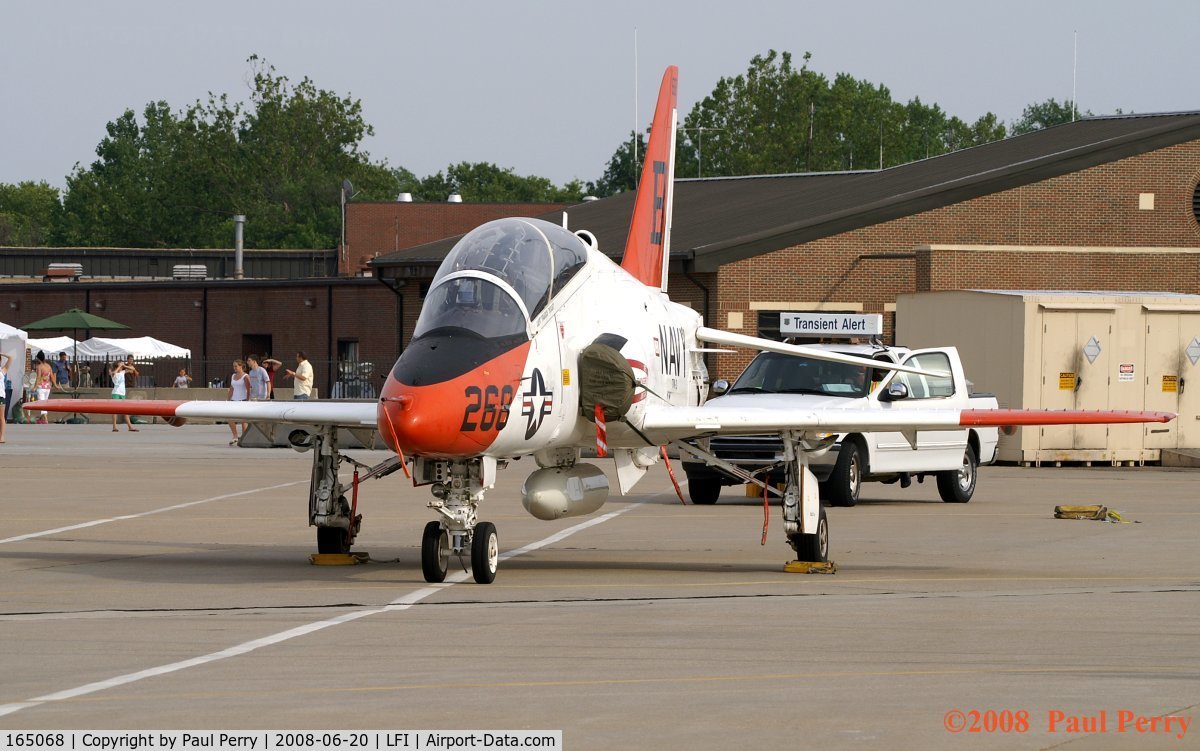 165068, McDonnell Douglas T-45A Goshawk C/N A072, Parked and looking sharp