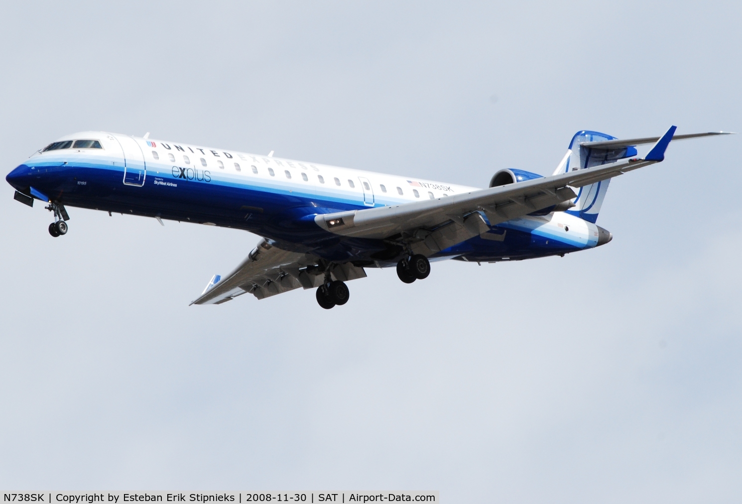 N738SK, 2005 Bombardier CRJ-700 (CL-600-2C10) Regional Jet C/N 10195, Seconds before touchdown  30 L SAT