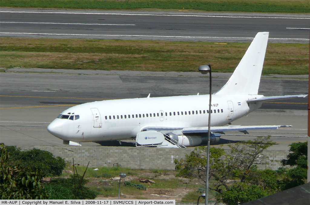 HR-AUP, 1971 Boeing 737-205 C/N 20412, Aircraft has been stationed at Caracas airport for some time.