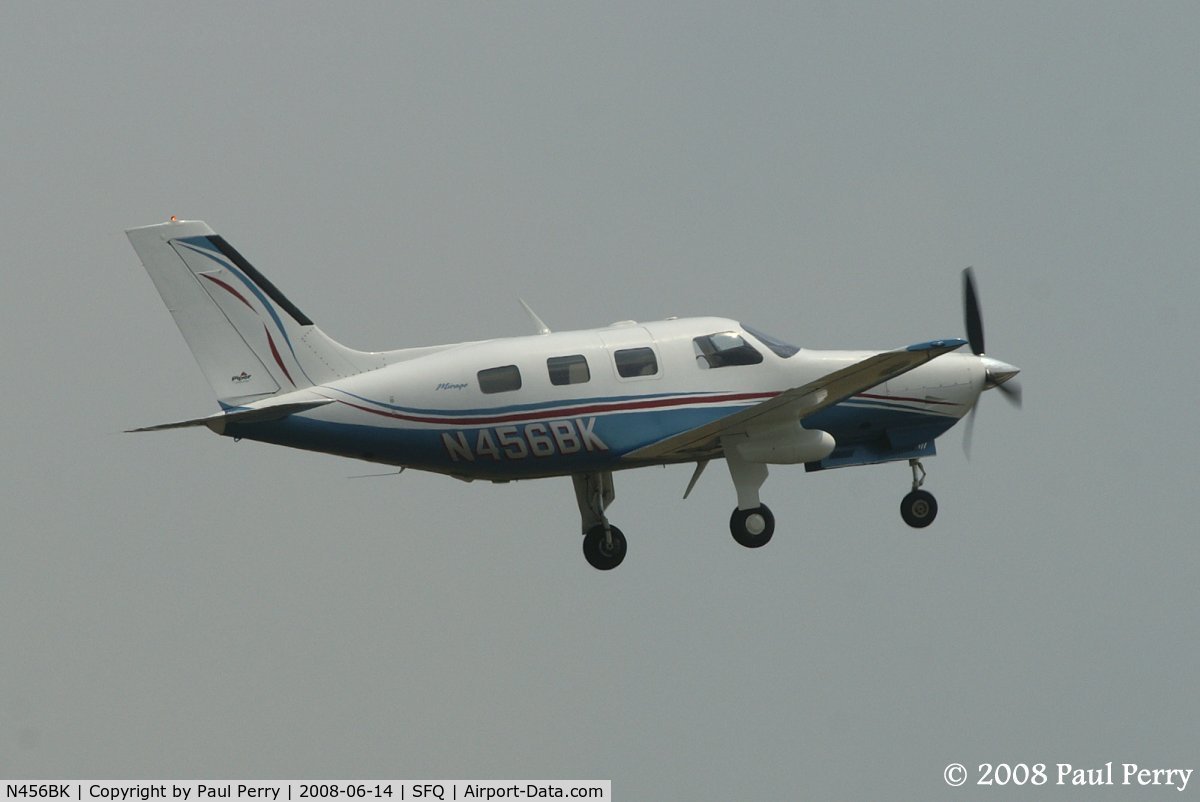 N456BK, 2006 New Piper Aircraft Inc PA-46-350P C/N 4636381, Quick in and out at the show