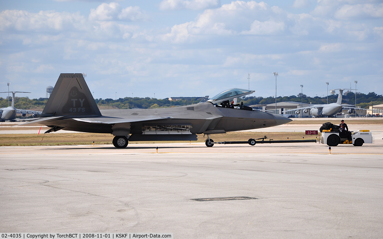 02-4035, Lockheed Martin F/A-22A Raptor C/N 4035, Raptor being towed to the hot ramp at Lackland Airshow 2008