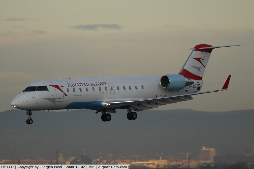OE-LCO, 2000 Canadair CRJ-200LR (CL-600-2B19) C/N 7371, Bombardier Inc. Canadair CL 600-2B19