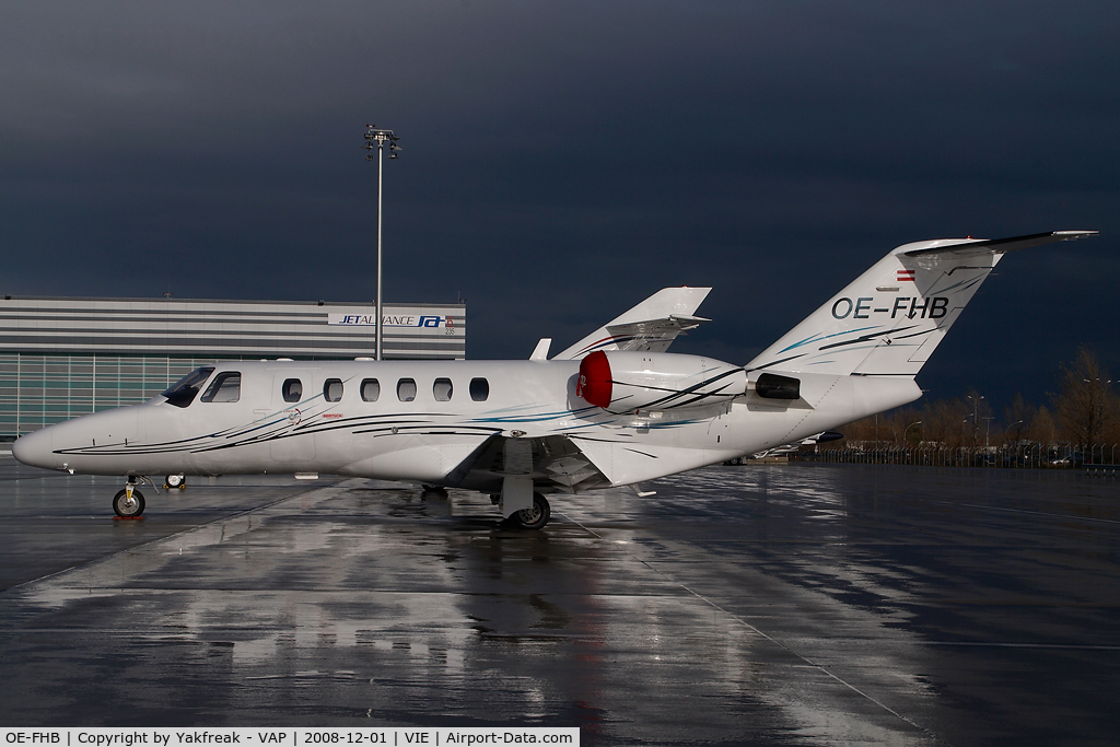 OE-FHB, 2001 Cessna 525A CitationJet CJ2 C/N 525A-0049, Cessna 525A Citationjet 2