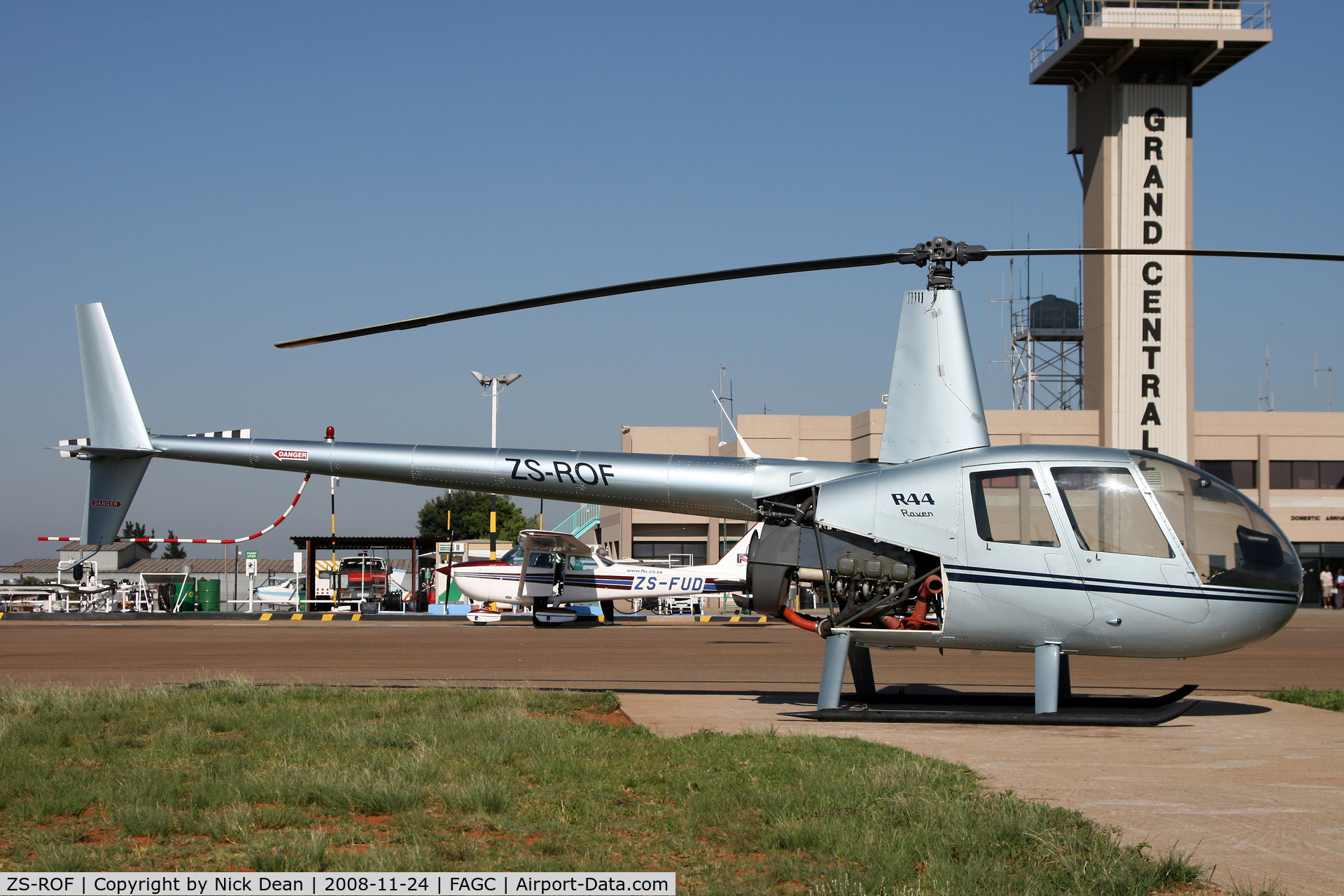 ZS-ROF, Robinson R44 Raven II C/N 1158, FAGC