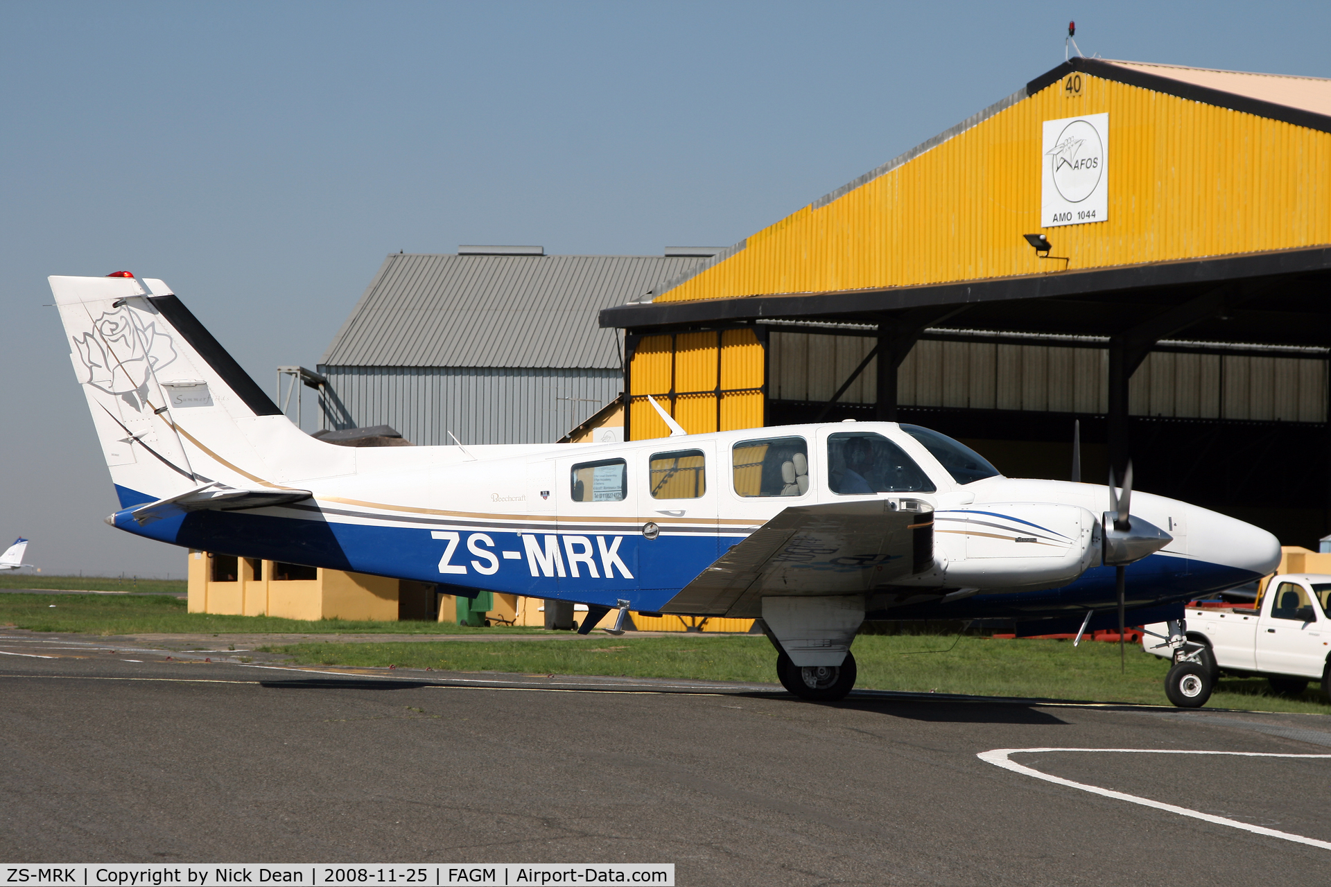 ZS-MRK, Beechcraft 58 Baron C/N TH-1168, FAGM