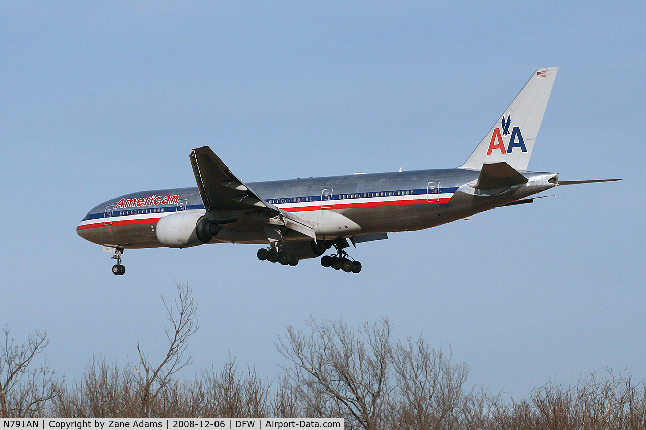 N791AN, 2000 Boeing 777-223/ER C/N 30254, American Airlines 777 on approach to DFW