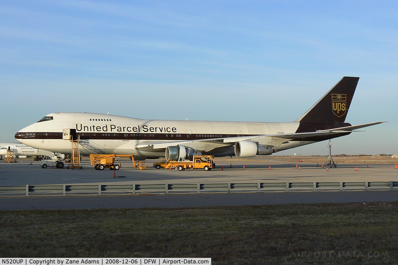 N520UP, 1980 Boeing 747-212B C/N 21943, UPS 747 at DFW