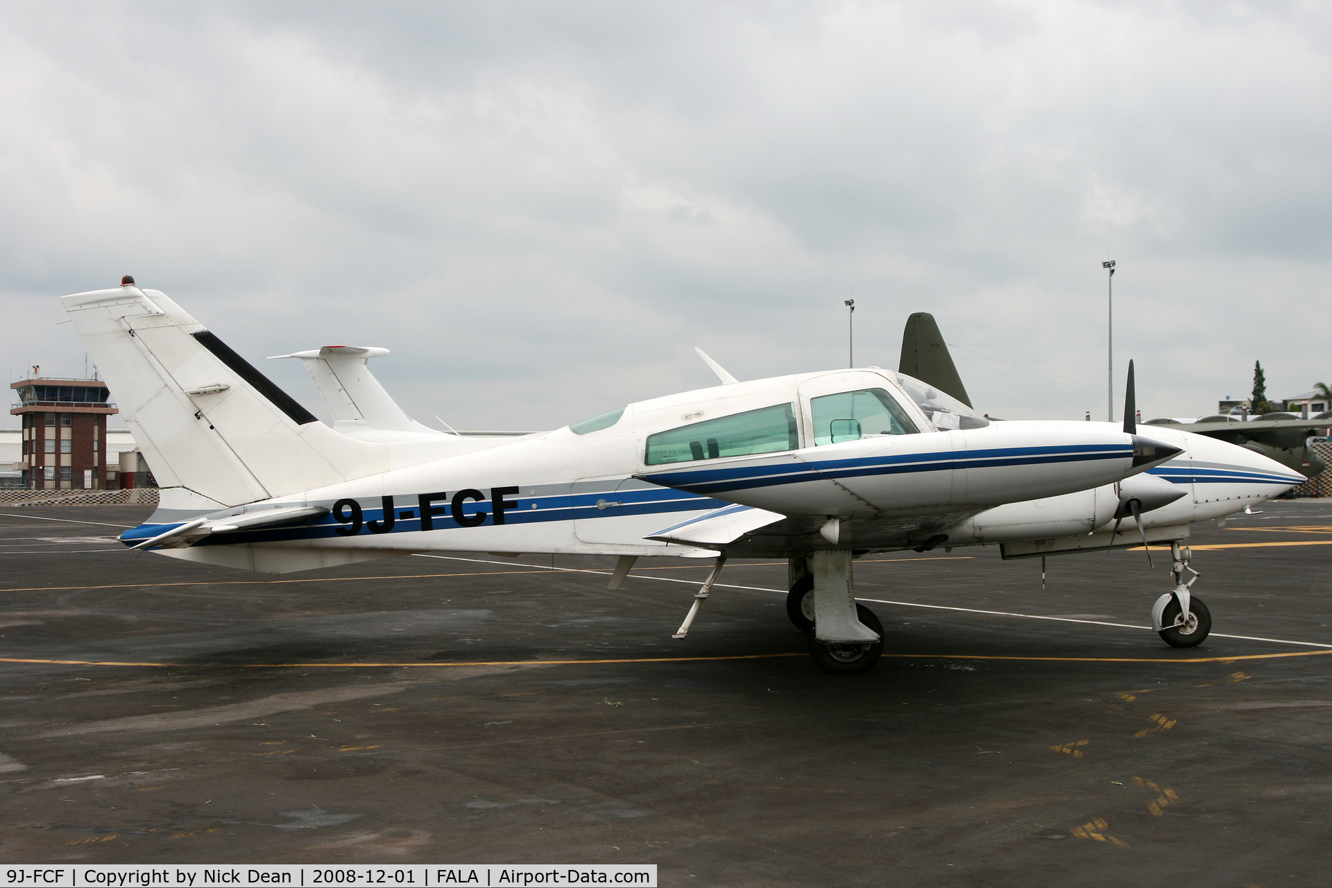 9J-FCF, Cessna 310R C/N 310R1640, FALA