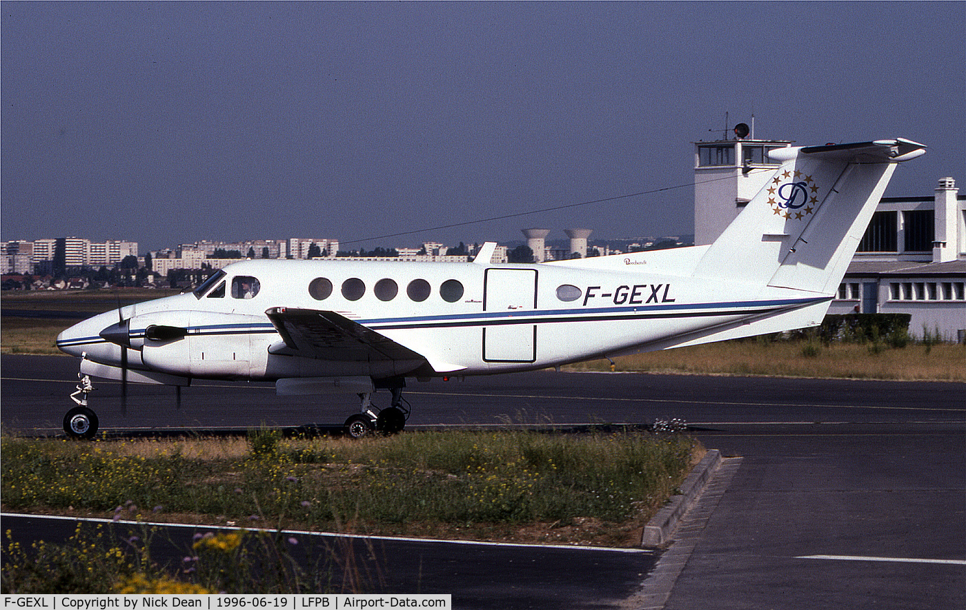 F-GEXL, 1983 Beech 200 Super King Air C/N BB-202, LFPB