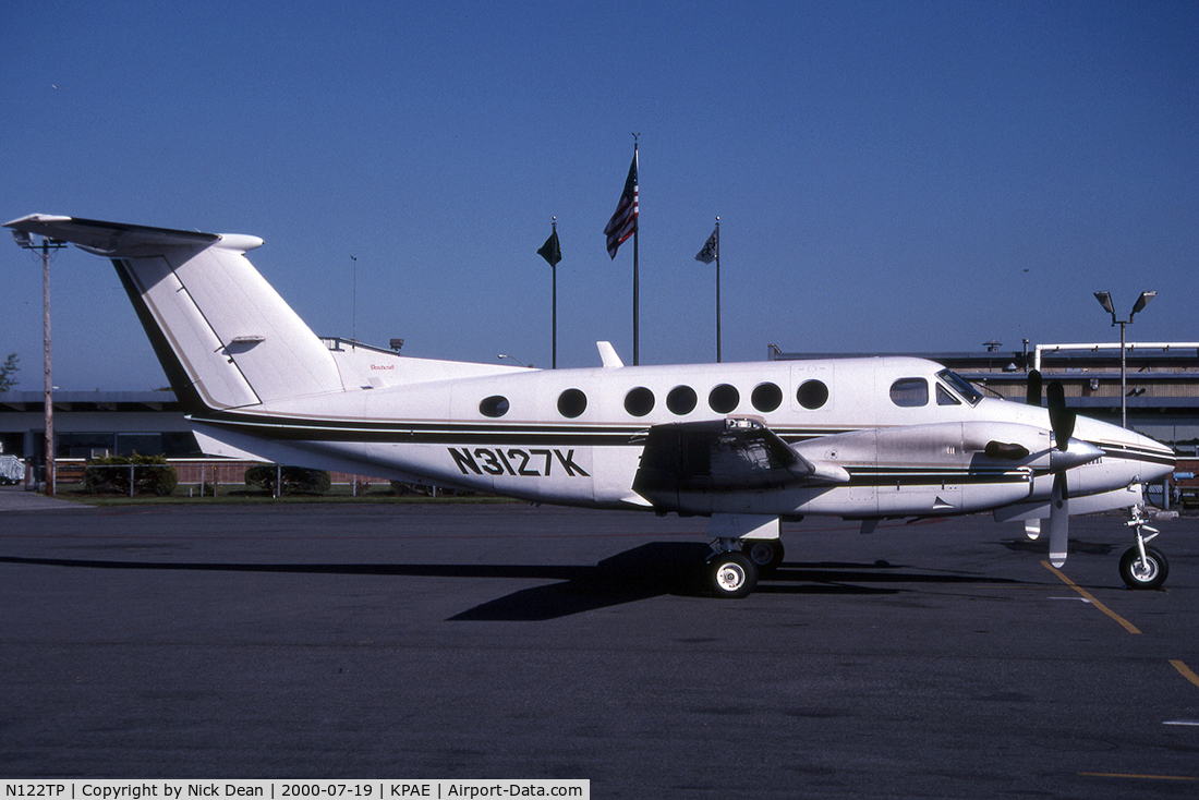 N122TP, 1988 Beech B200 King Air C/N BB-1293, KPAE ( Seen as N3127K prior to becoming N122TP)