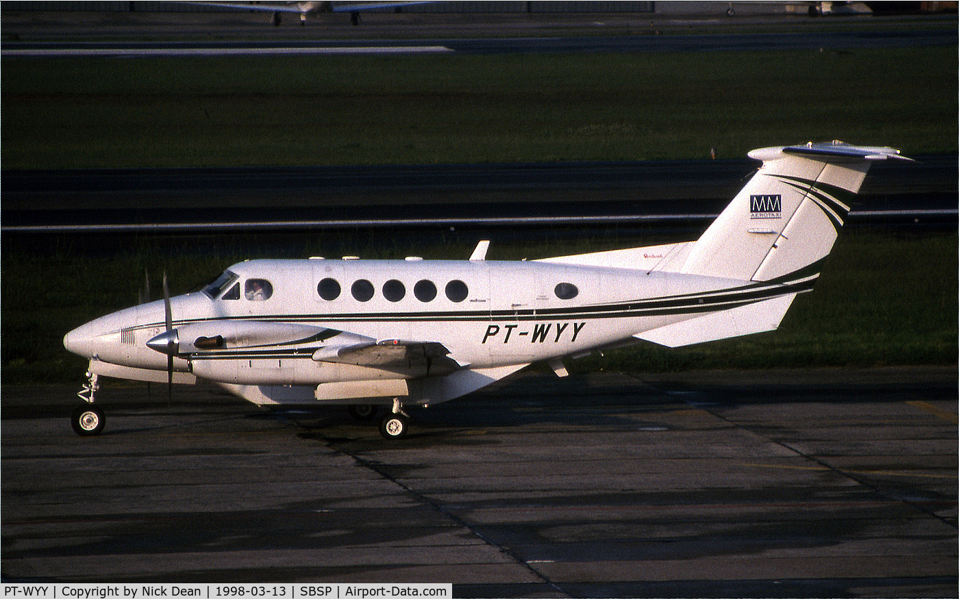 PT-WYY, 1988 Beechcraft B200 (1300) King Air C/N BB-1302, SBSP (Currently registered C-GXHS)