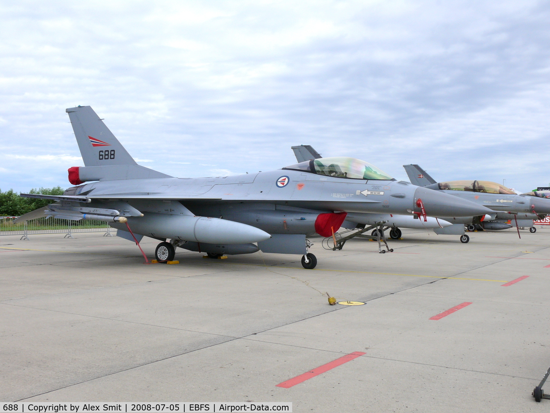 688, 1980 General Dynamics F-16AM Fighting Falcon C/N 6K-60, General Dynamics F-16AM Fighting Falcon 688 Norwegian Air Force