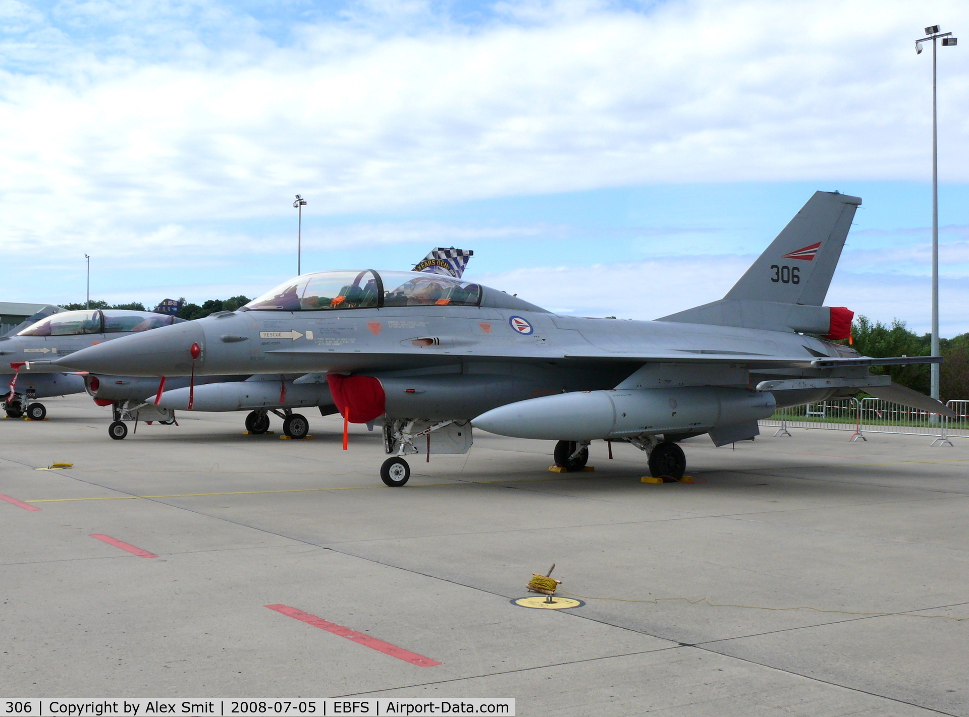306, 1978 General Dynamics F-16BM Fighting Falcon C/N 6L-06, General Dynamics F-16BM Fighting Falcon 306 Norwegian Air Force