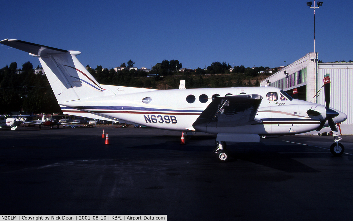 N20LM, 1979 Beech A200 C/N BC-67, KBFI (Currently registered N20LM)