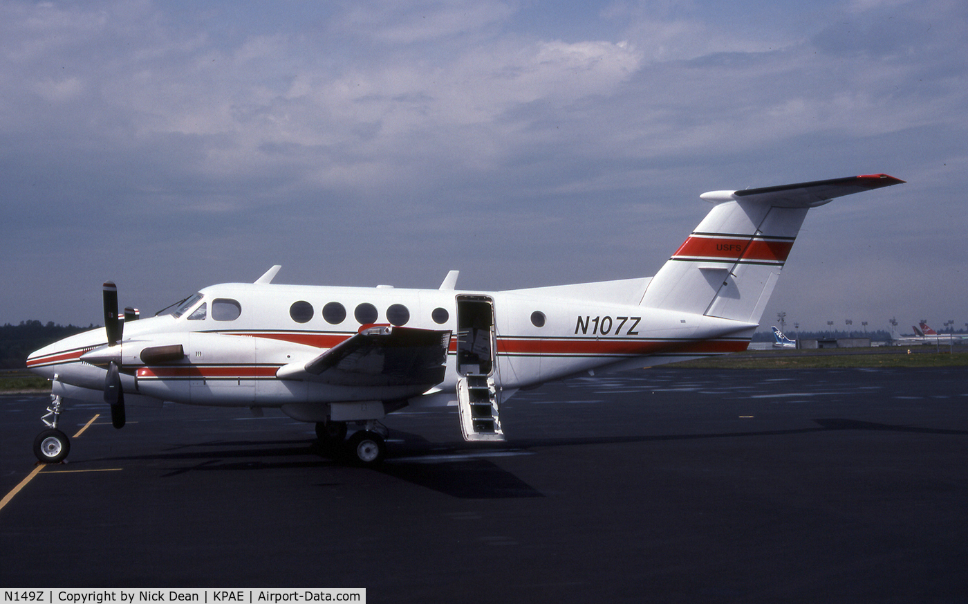 N149Z, 1985 Beech 200C Super King Air C/N BL-124, KPAE (Seen as N107Z currently registered N149Z)