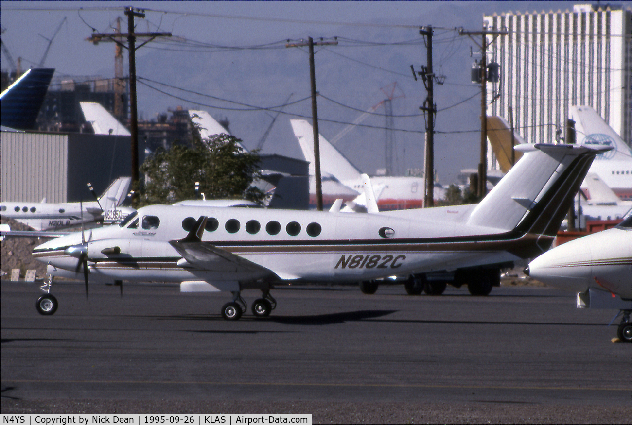 N4YS, 1992 Beech B300 King Air C/N FL-82, KLAS (Seen here as N8182C currently registered N4YS)