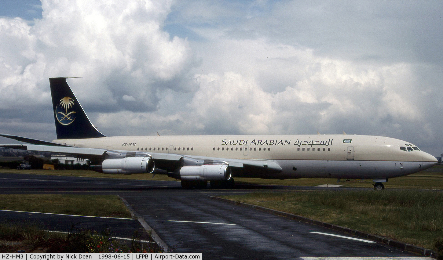 HZ-HM3, 1977 Boeing 707-368C C/N 21368, LFPB (Currently registered N707MQ)