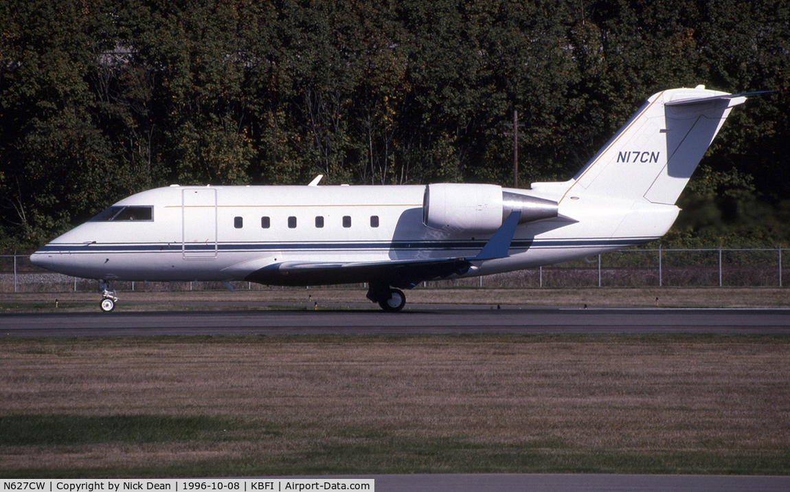 N627CW, 1984 Canadair Challenger 601 (CL-600-2A12) C/N 3027, KBFI (This airframe seen here as N17CN became N627CW as posted and is currently registered C-GPSI)