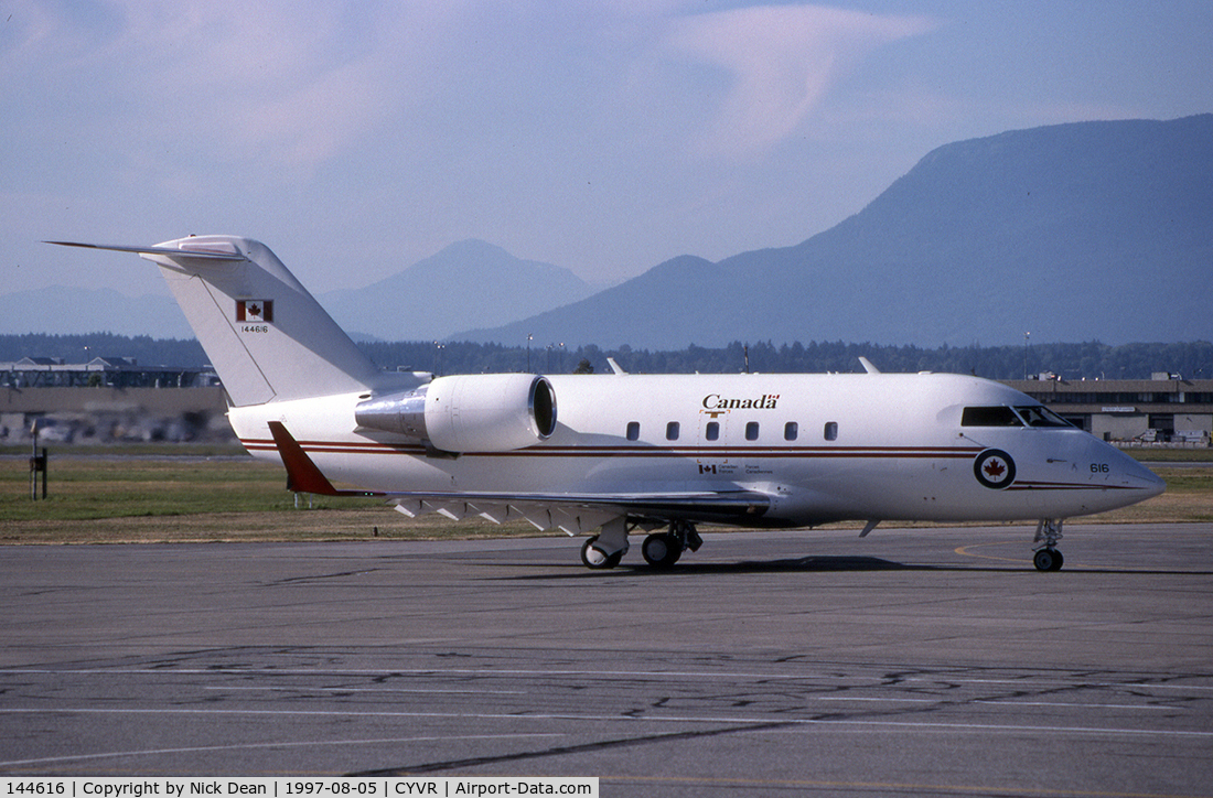 144616, 1985 Canadair CC-144B Challenger (CL-600-2B16) C/N 3038, CYVR