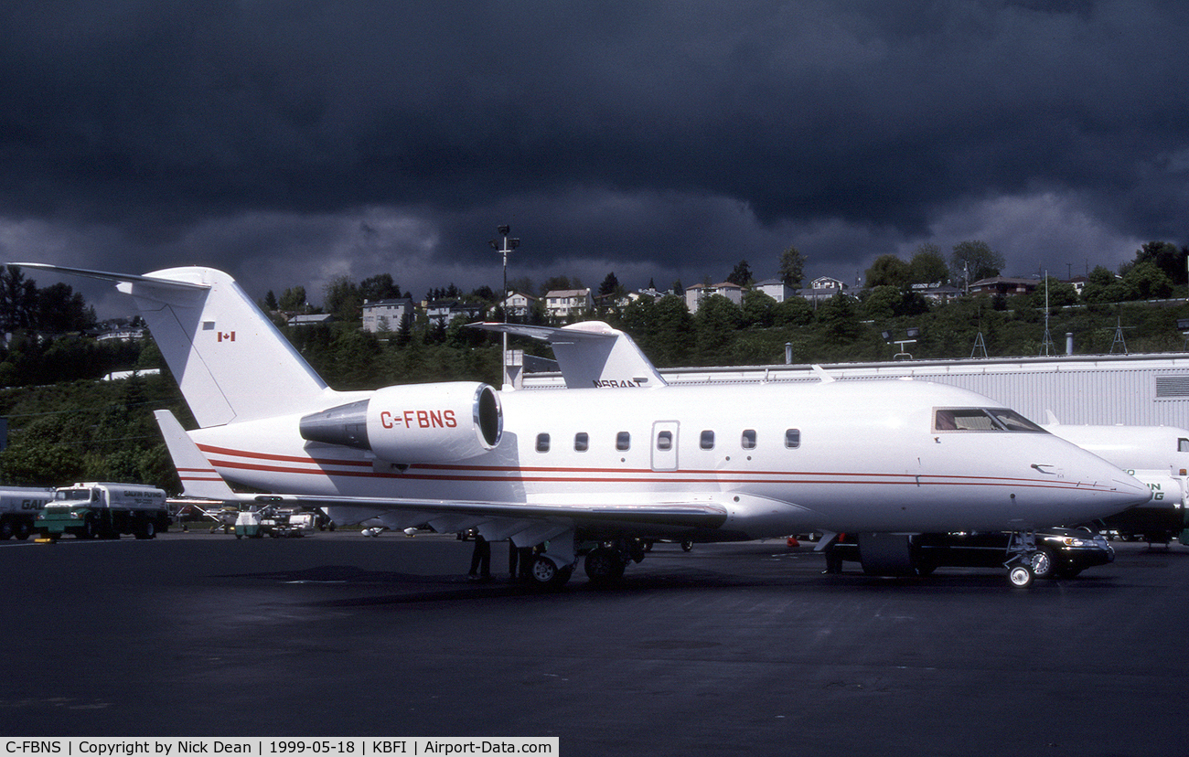 C-FBNS, 1998 Bombardier Challenger 604 (CL-600-2B16) C/N 5364, KBFI