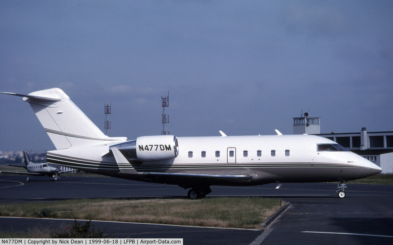 N477DM, 1998 Bombardier Challenger 604 (CL-600-2B16) C/N 5398, LFPB