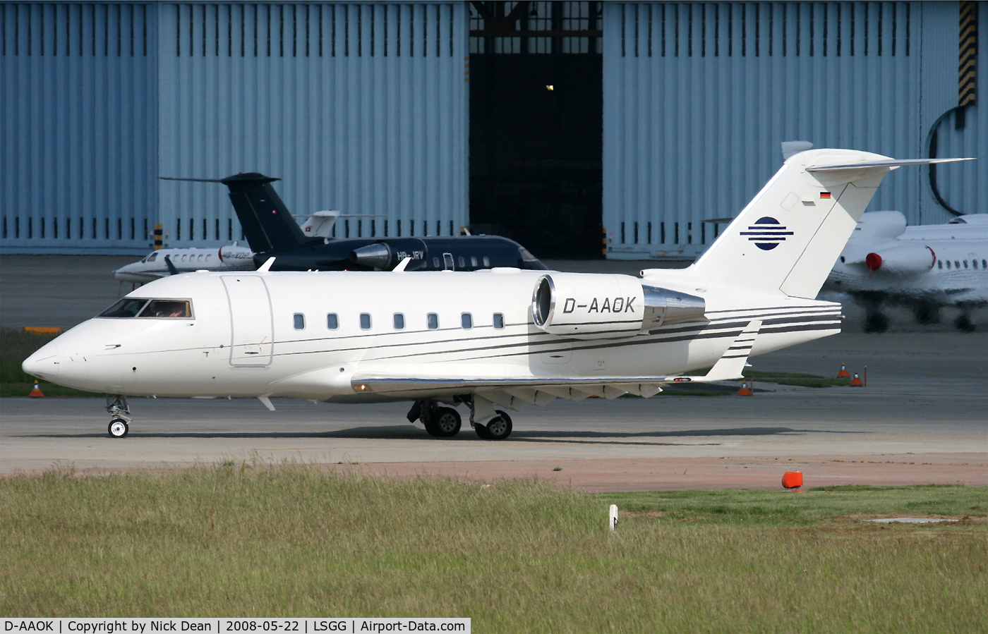 D-AAOK, 2004 Bombardier Challenger 604 (CL-600-2B16) C/N 5585, LSGG