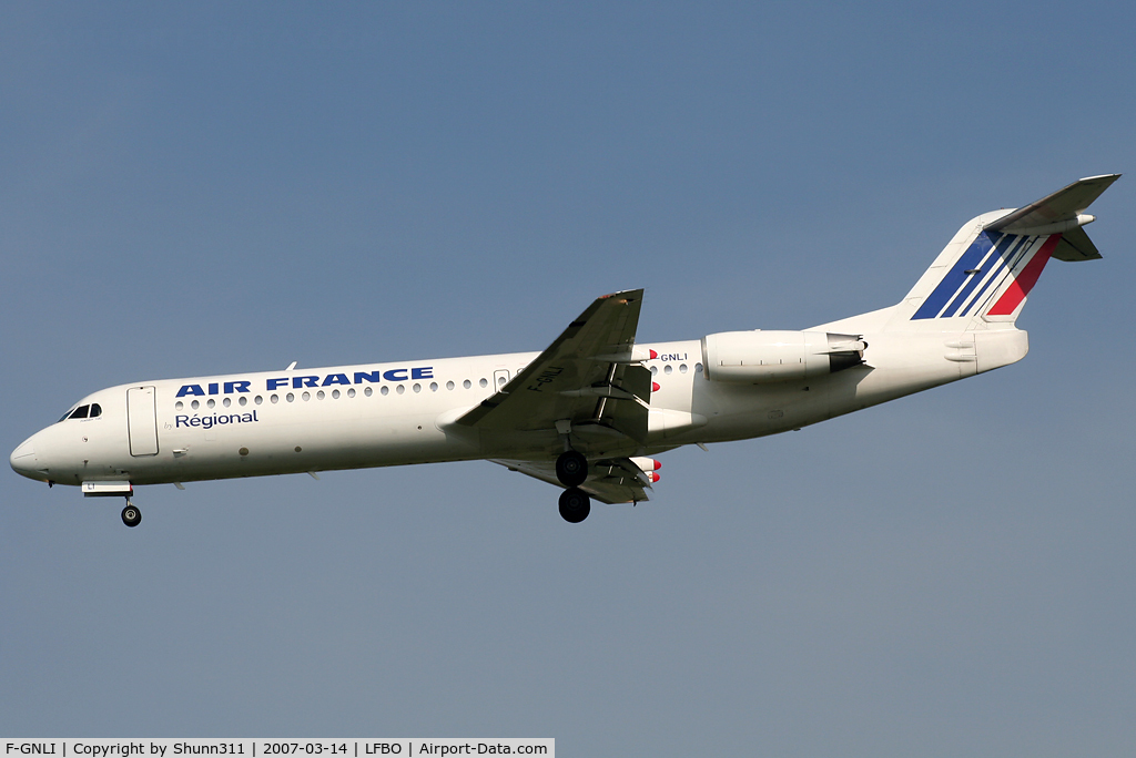 F-GNLI, 1990 Fokker 100 (F-28-0100) C/N 11315, Landing rwy 32L