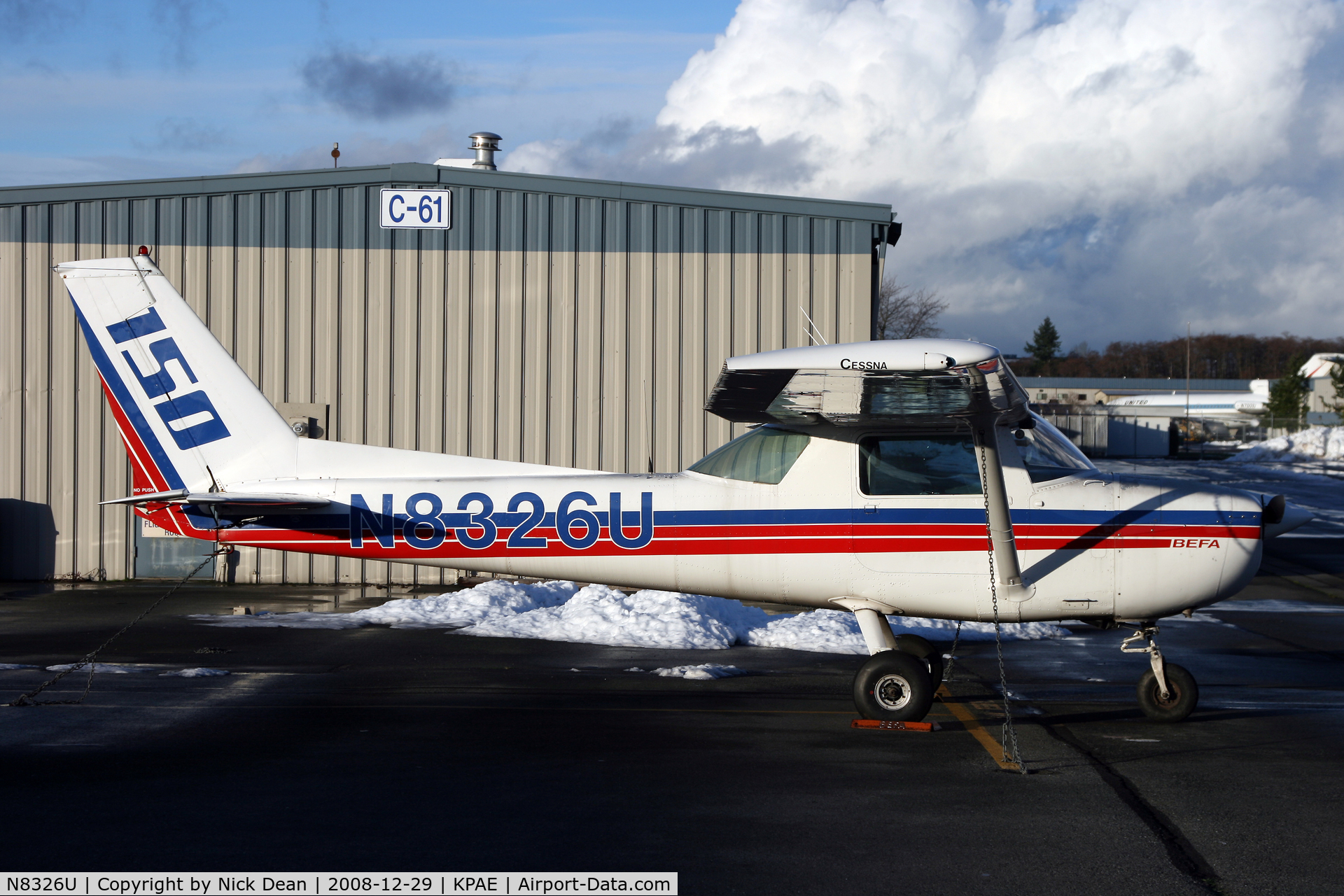 N8326U, 1976 Cessna 150M C/N 15077920, KPAE