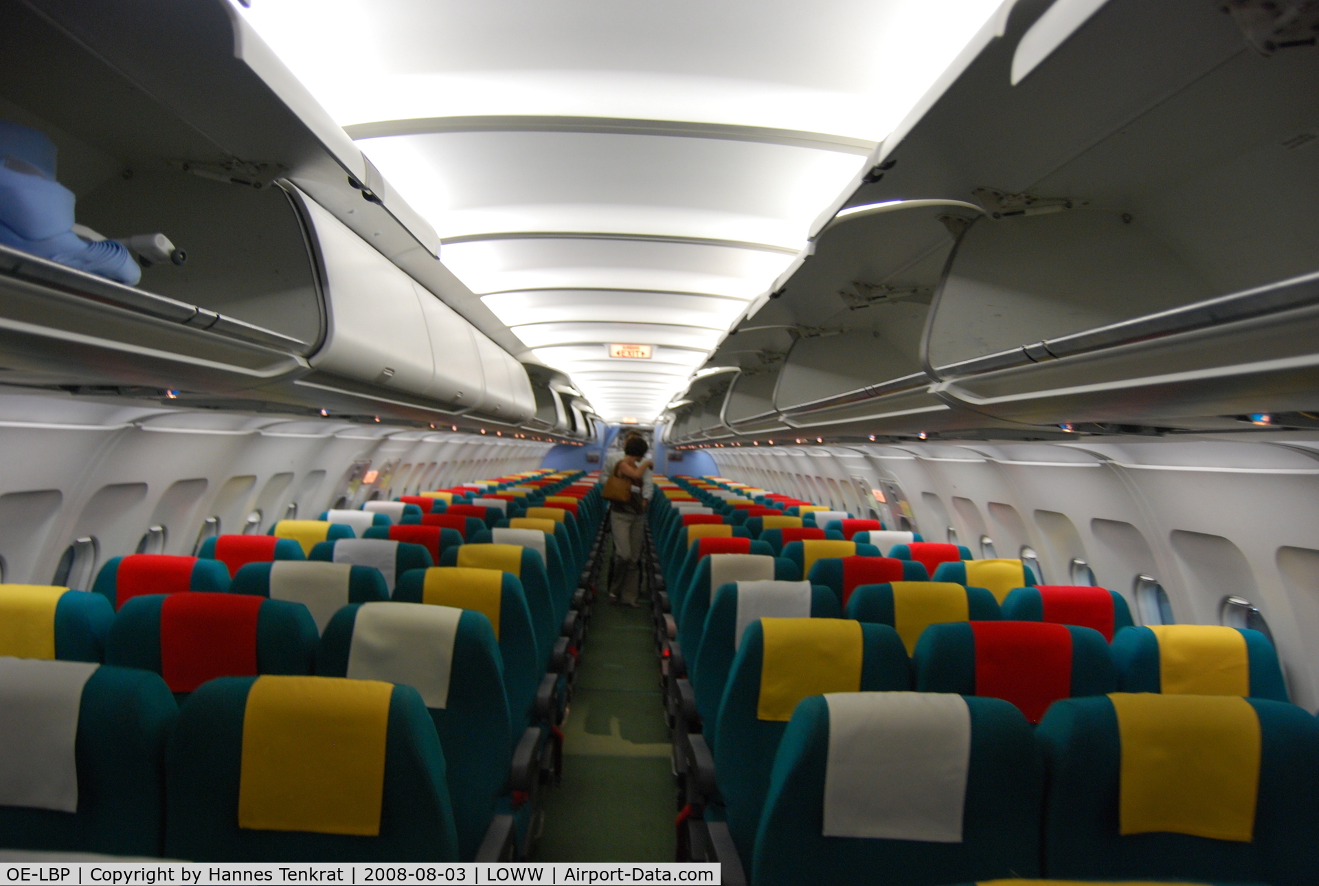 OE-LBP, 1998 Airbus A320-214 C/N 797, Cabin of Austrian Airlines A320 