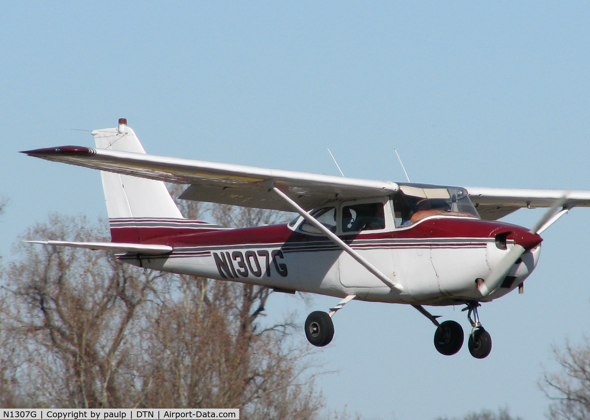 N1307G, 1966 Cessna 172G C/N 17254120, Downtown Shreveport.